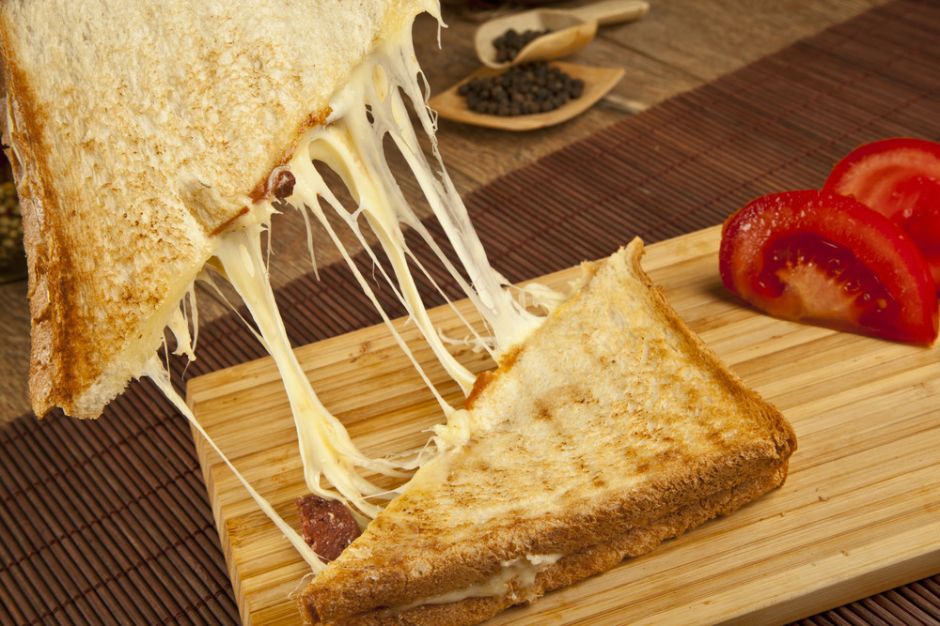 KAŞARLI TOST